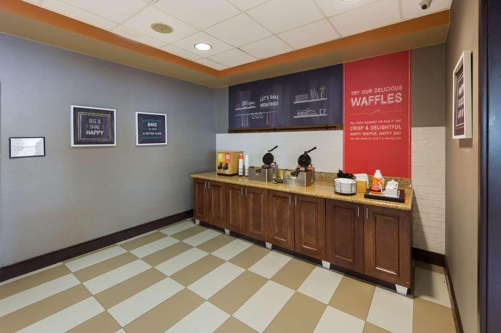 Hampton Inn Nanuet Restoran foto